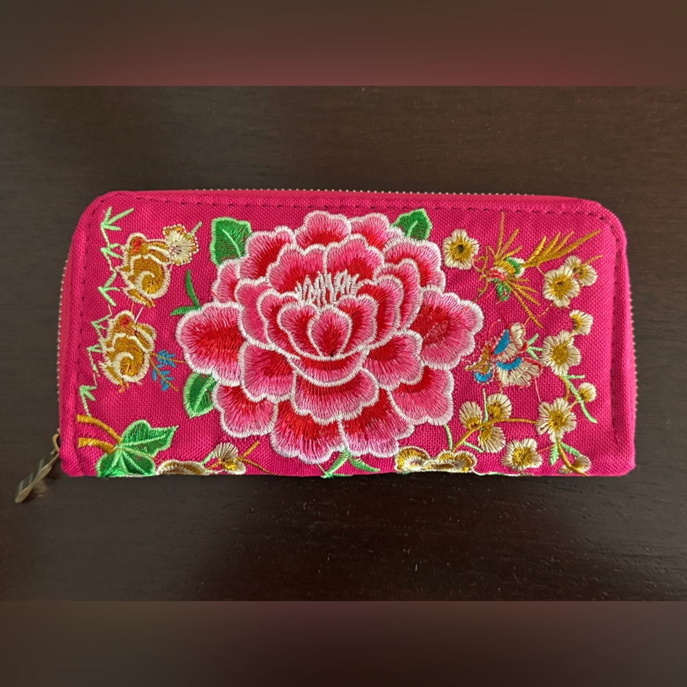 Ethnic Floral Embroidered Pink Clutch